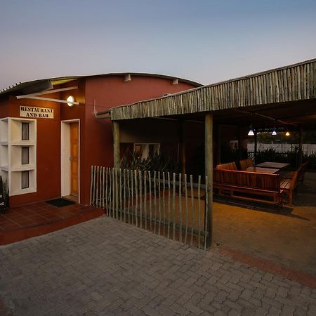 Mokoro Lodge Maun Exterior photo